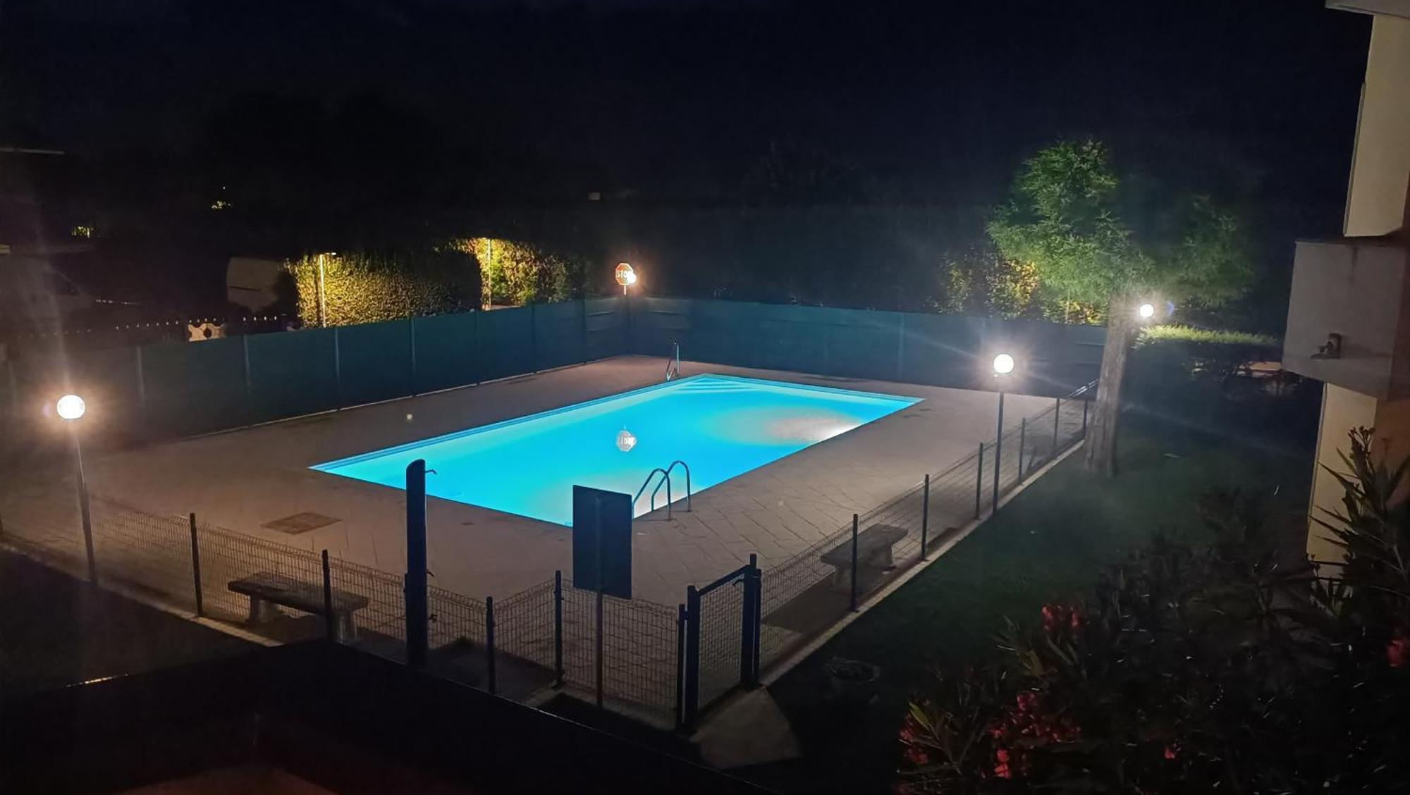 Residence Pool Пескьера-дель-Гарда Экстерьер фото